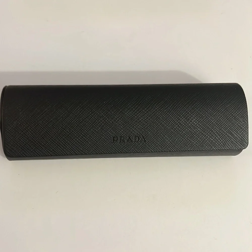 Prada Frame - Picture 3 of 3